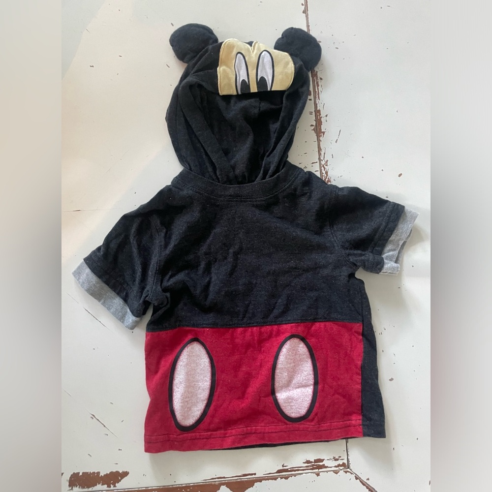 Mickey Mouse short sleeve sweatshirt